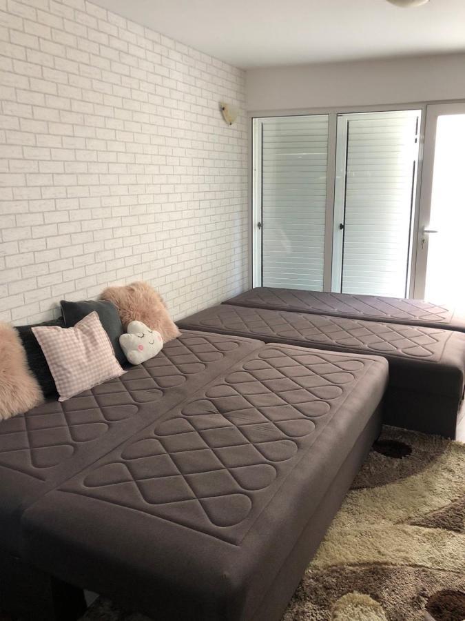 Ruza Apartman Будва Екстер'єр фото